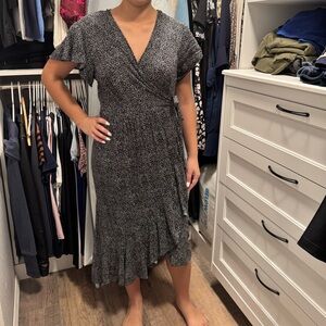 Chic Black and White Floral Midi Dress